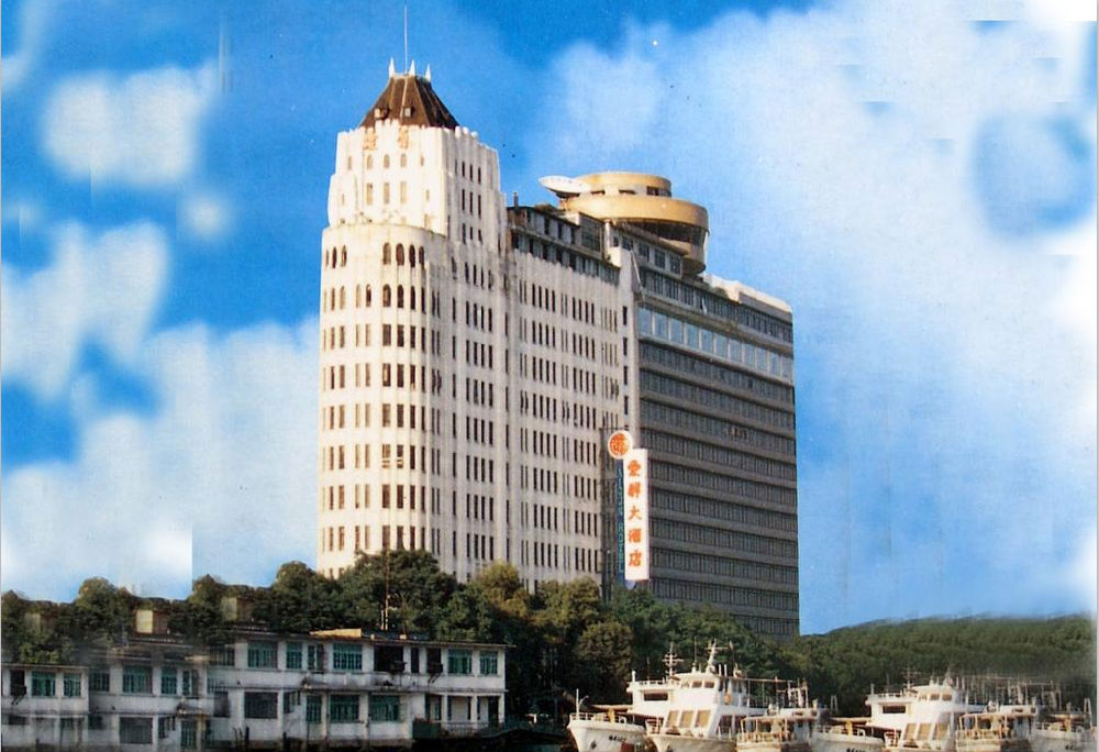 酒店園區(qū)類停車場(chǎng)管理方案：特殊車輛分區(qū)引導(dǎo)、社會(huì)車輛合理收費(fèi)